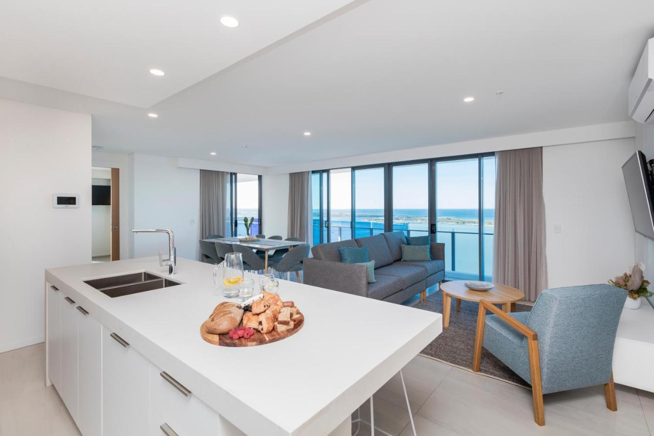 Sky Broadwater Apartments Southport Exterior foto